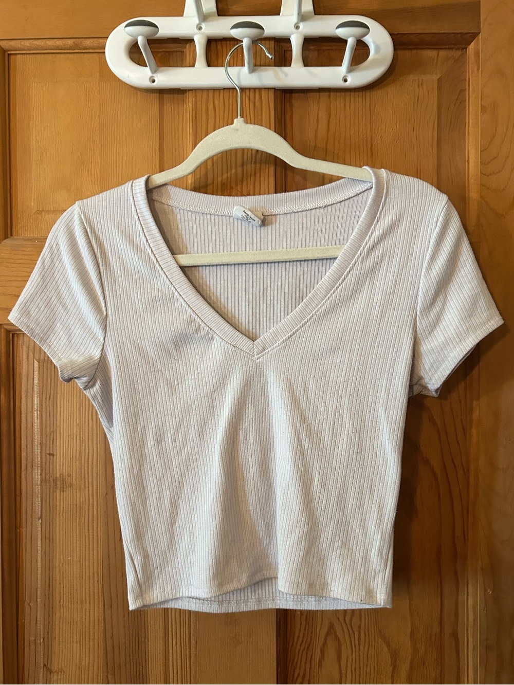 Tilly's White Ribbed V-Neck Crop Top
